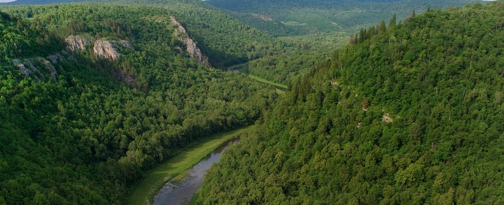 Река Нугуш и водопад Куперля